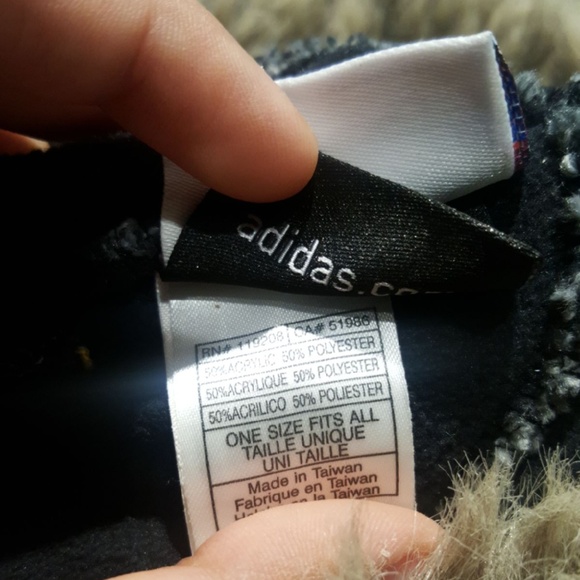 ⛔SOLD⛔ Adidas Chicago Bulls Ear Flap Winter Hat - Picture 4 of 5